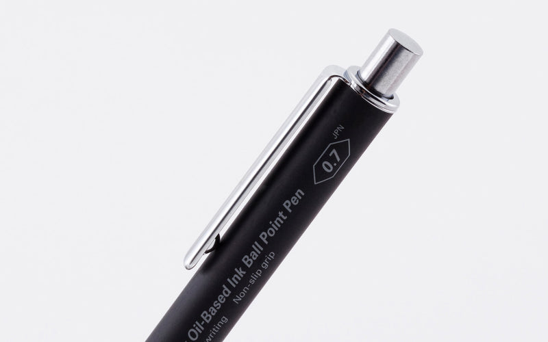 Low-Viscosity Oil Based Ink Ball Point Pen 015 | Stalogy