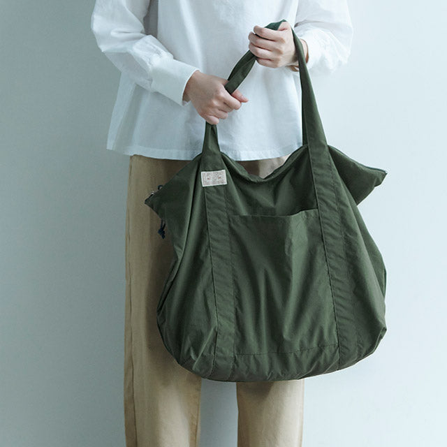 Soft nylon zipper tote | nakagawa Masashichi Shoten
