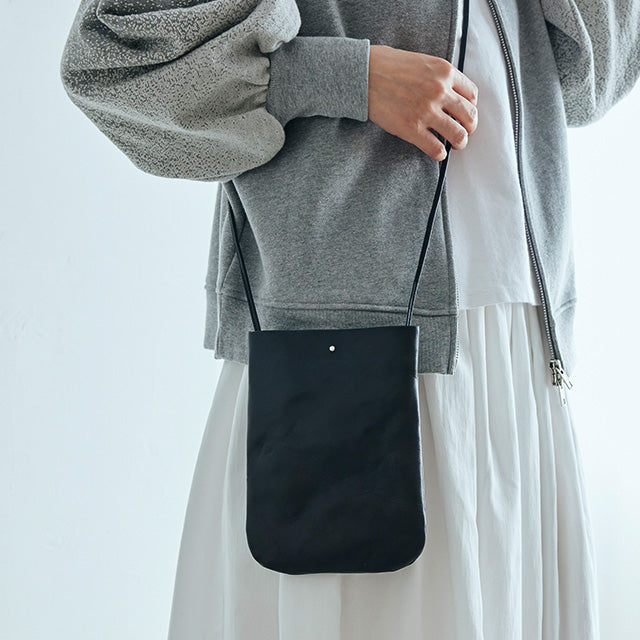 Domestic Cowhide Pochette | NAKAGAWA MASASHICHI SHOTEN