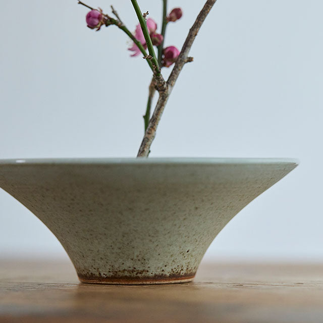 Nabeshima Celadon Flower Vase – FEW | Nabeshima Kosengama