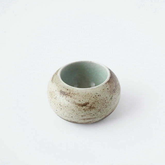 Nabeshima Celadon Flower Vase – MUM | Nabeshima Kosengama