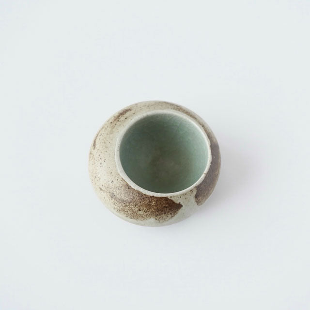 Nabeshima Celadon Flower Vase – MUM | Nabeshima Kosengama