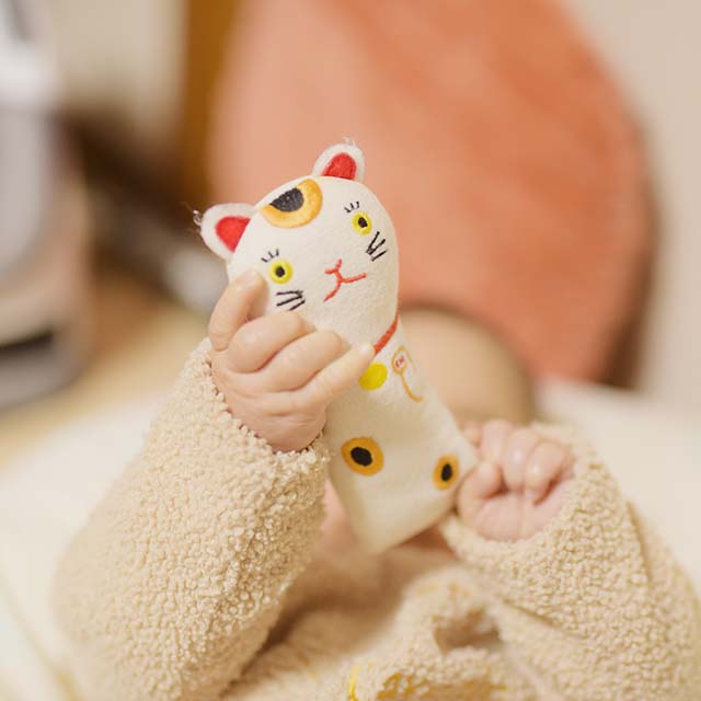 Manekineko Niginigi baby toy