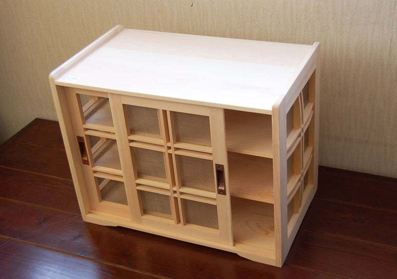 Hinoki storage cabinet | Sliding door