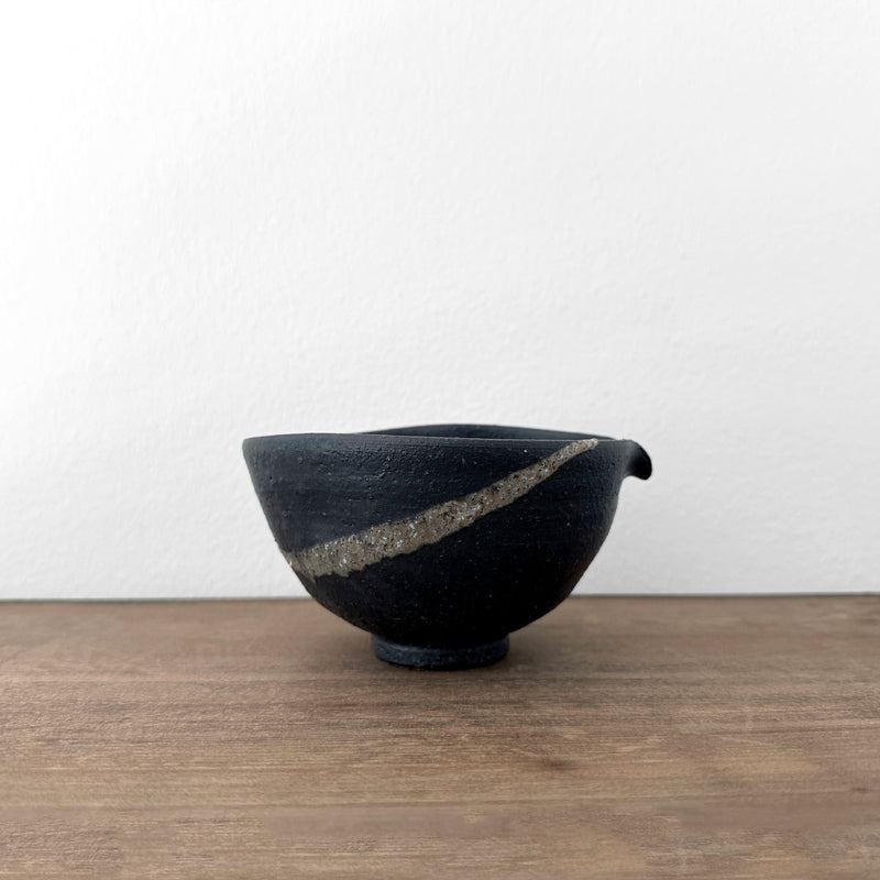 Black Ash Katakuchi Pourer | Handmade Shigaraki Ware