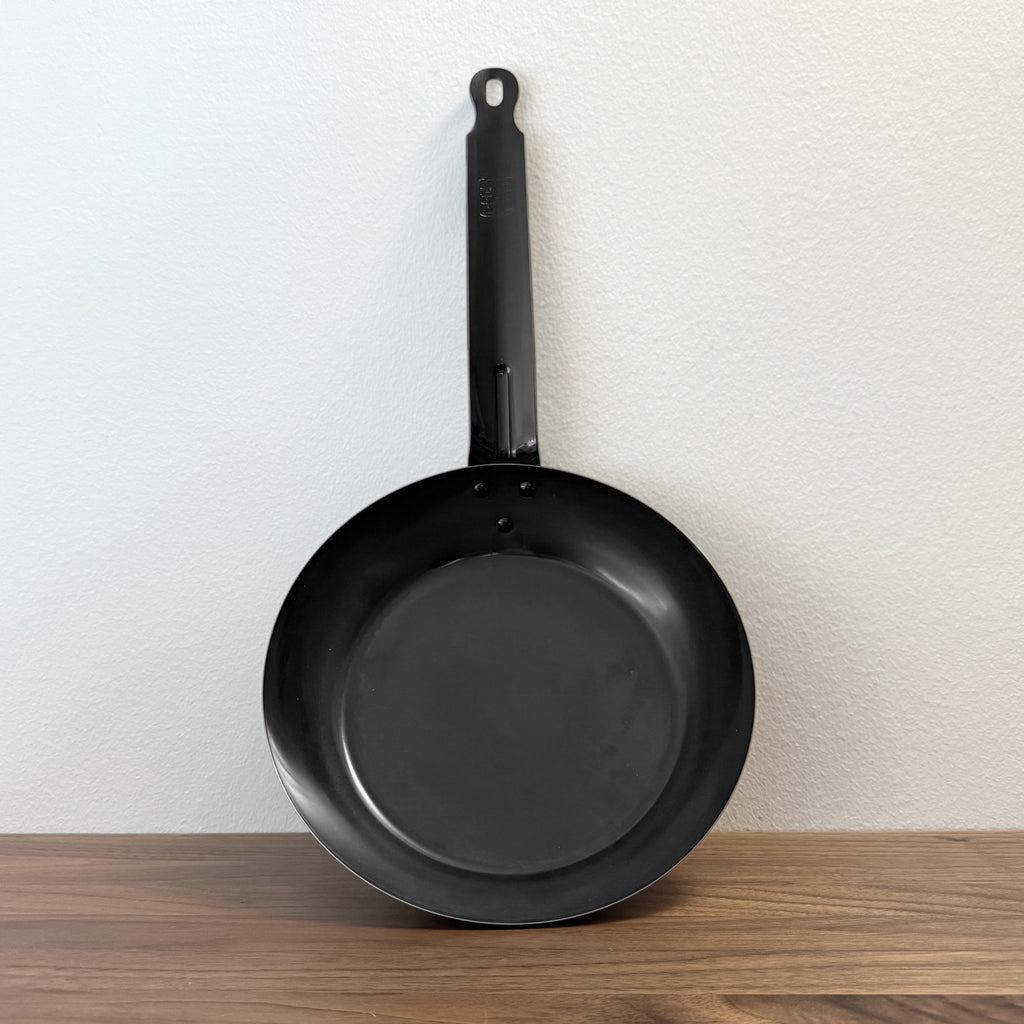 Black Piment Iron Frying Pan – 22cm | Kobo Aizawa – ZAKKAsine