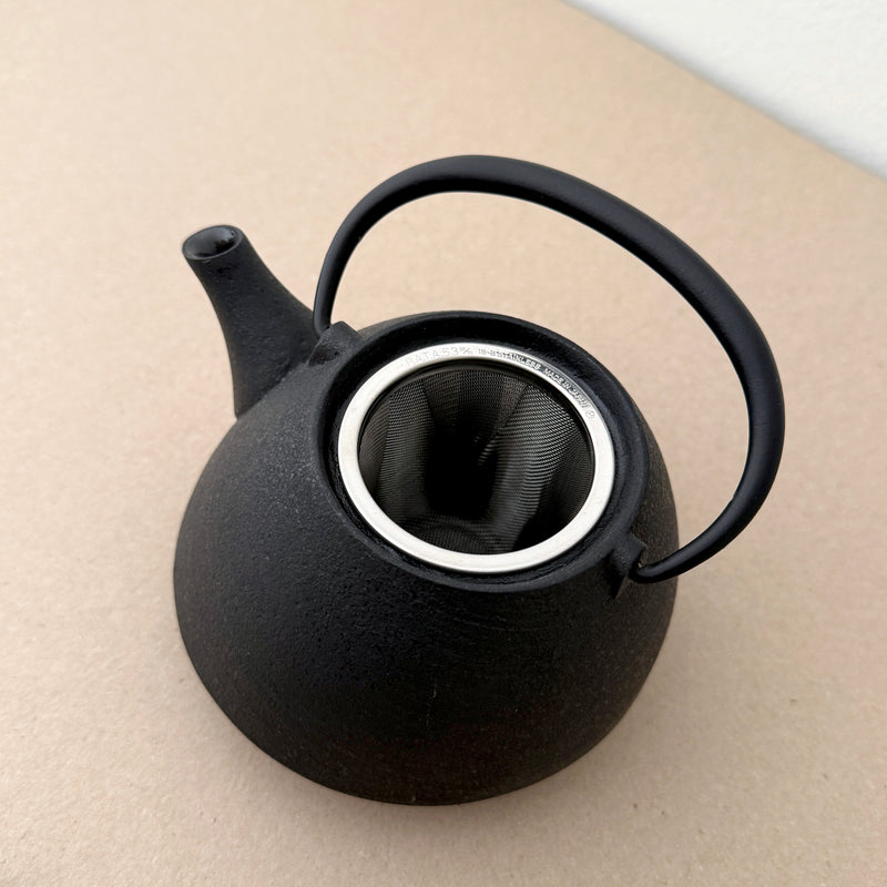 Cast Iron Teapot  | Chushin Kobo