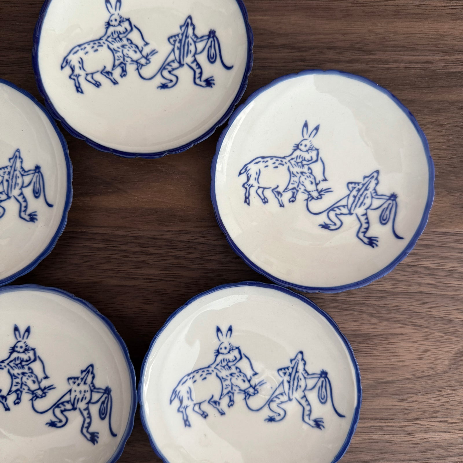 Chōjū-jinbutsu-giga Mamezara plate C | Japanese Vintage – ZAKKAsine