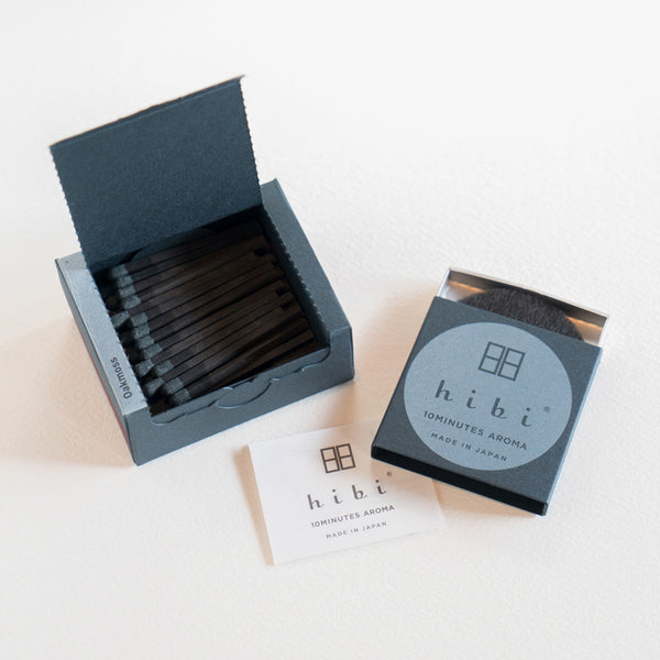 hibi deep | D002 Oak Moss