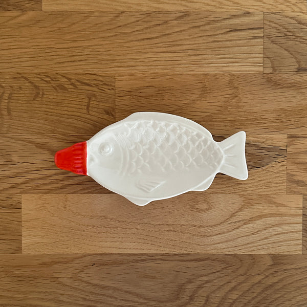 Fish shape plate