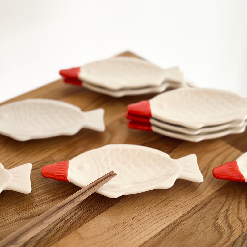 Fish shape plate