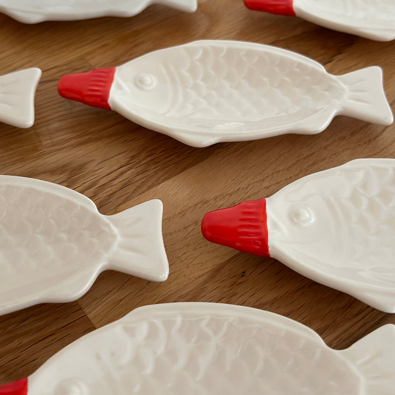 Fish shape plate