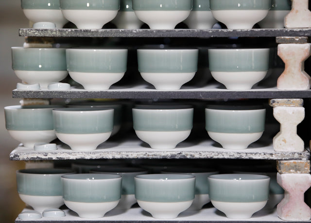 Nabeshima Yaki Teacup | White