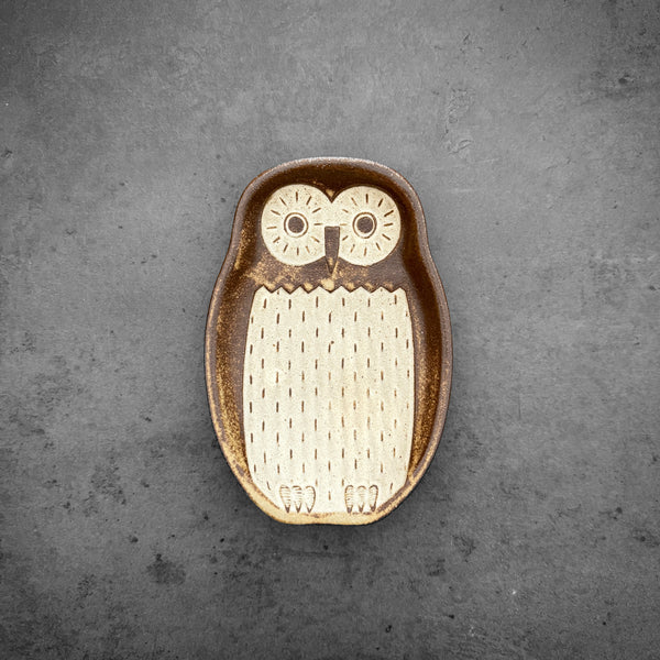 Owl plate | On the Table | Yoshizawagama