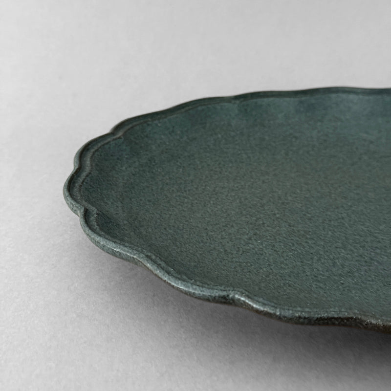Charcoal oval plate  | On the Table | Yoshizawagama