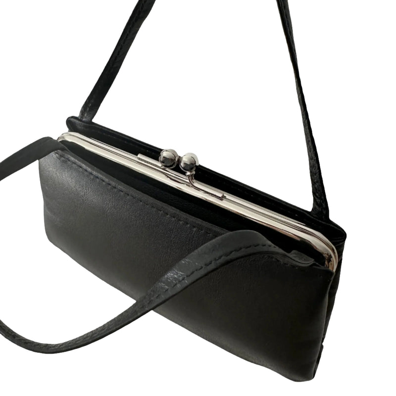 Cowhide kisslock wallet with handle | Matsunoya