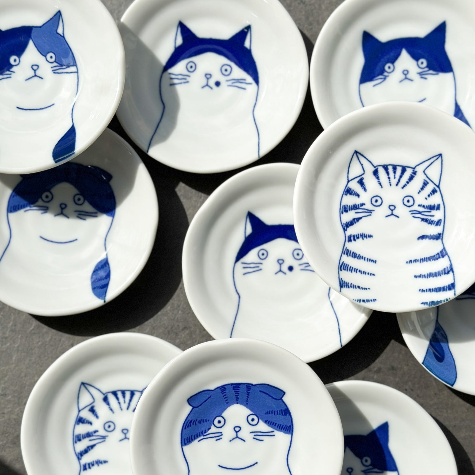 SHICHITA Plate M 12cm | neko cat – ZAKKAsine