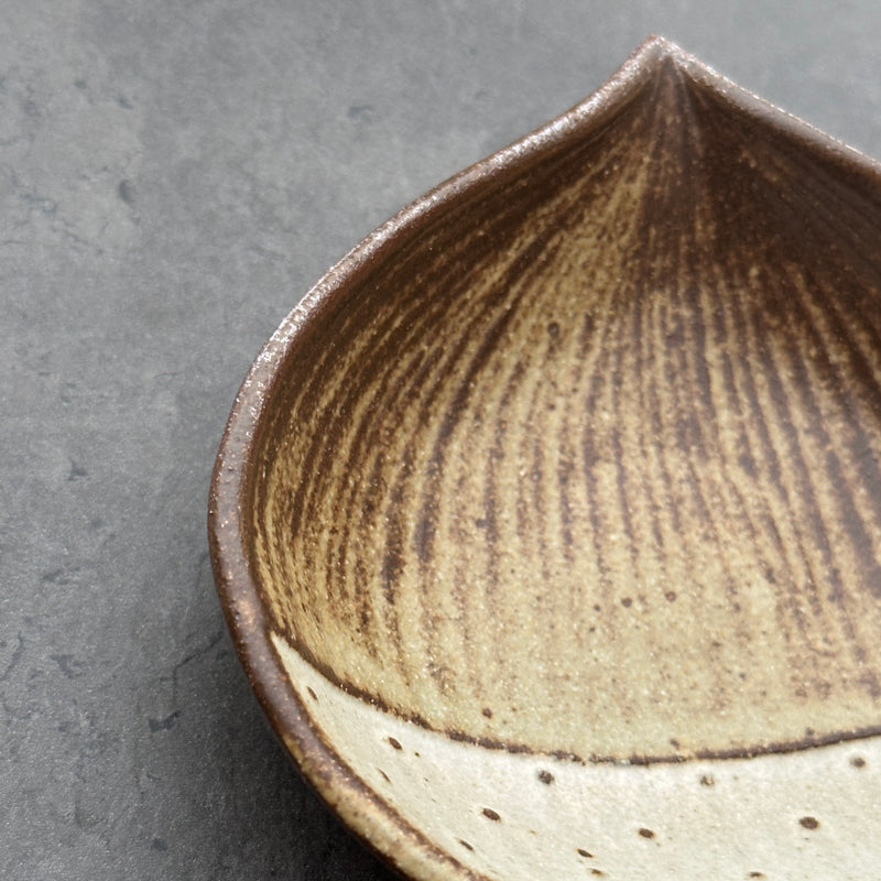 Old White Chestnut Bowl | ON THE TABLE | Yoshizawagama