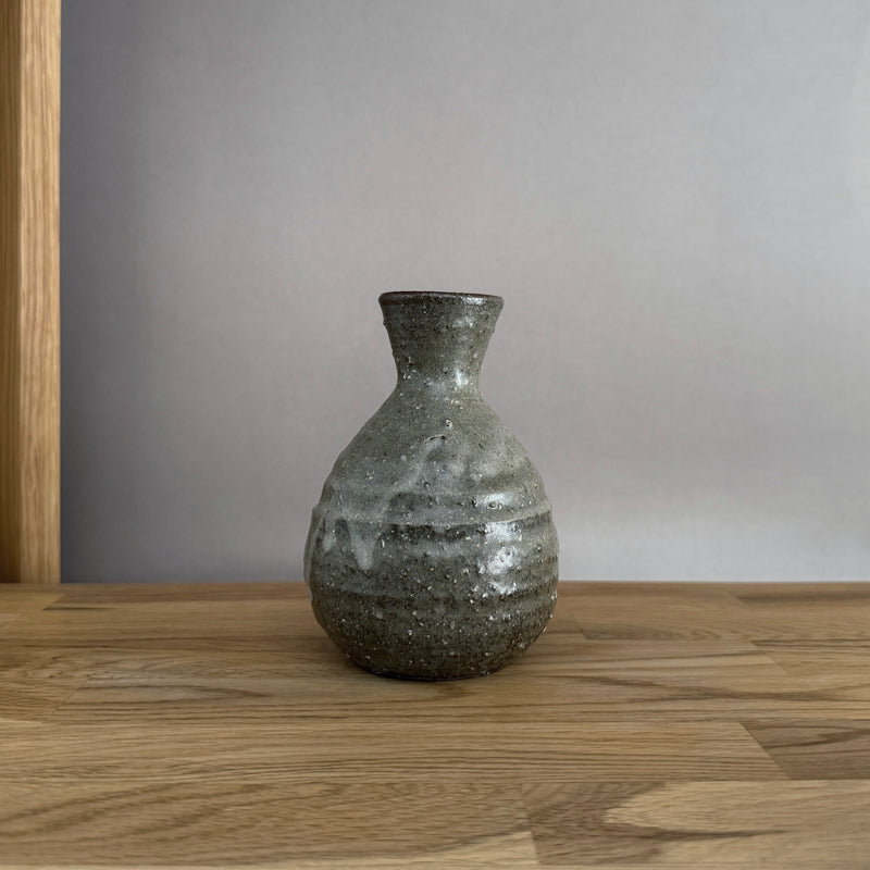 Inguin Glaze Tokkuri | Handmade Shigaraki Ware