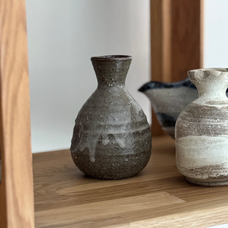 Inguin Glaze Tokkuri | Handmade Shigaraki Ware