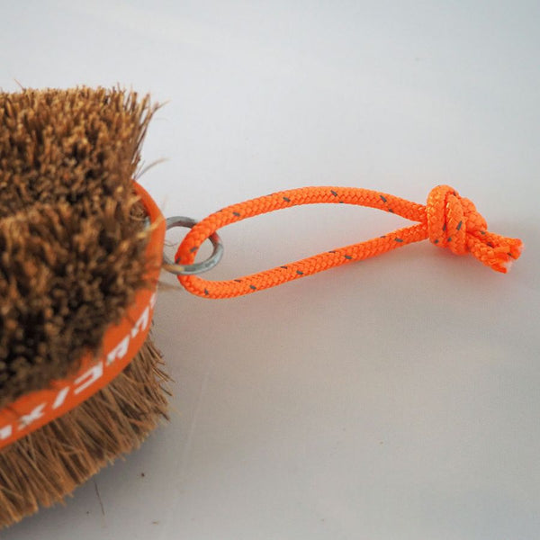 Kamenoko Tawashi OBI – Outdoor Edition Scrub Brush