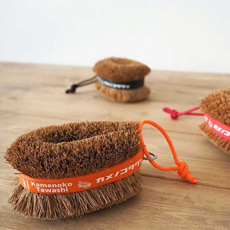Kamenoko Tawashi OBI – Outdoor Edition Scrub Brush