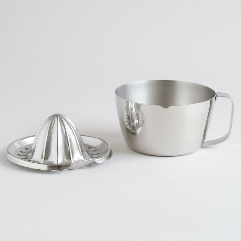 lemon squeezer with cup