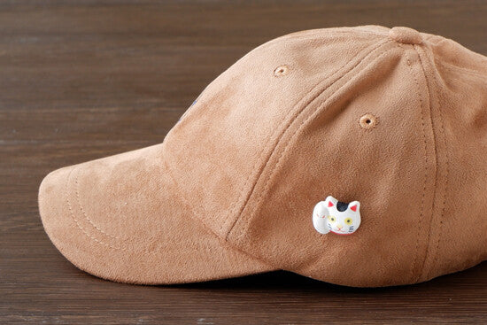 Maneki Neko (Right Hand - Wealth) Inu Ceramic Pin badge