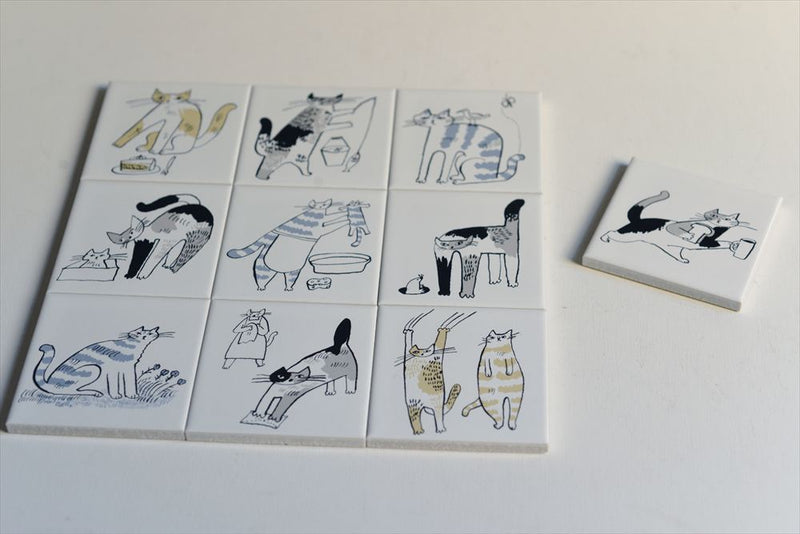 TORANEKO BON BON  Printed Tile (Scratching Cat)