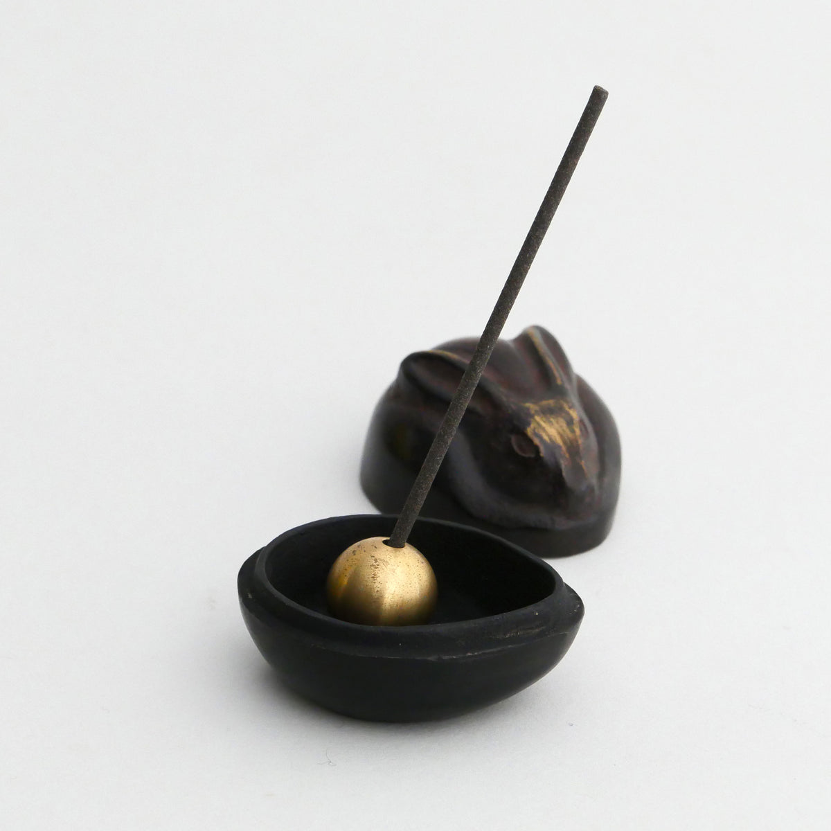 Rabbit_Incense_Holder_Sumitani