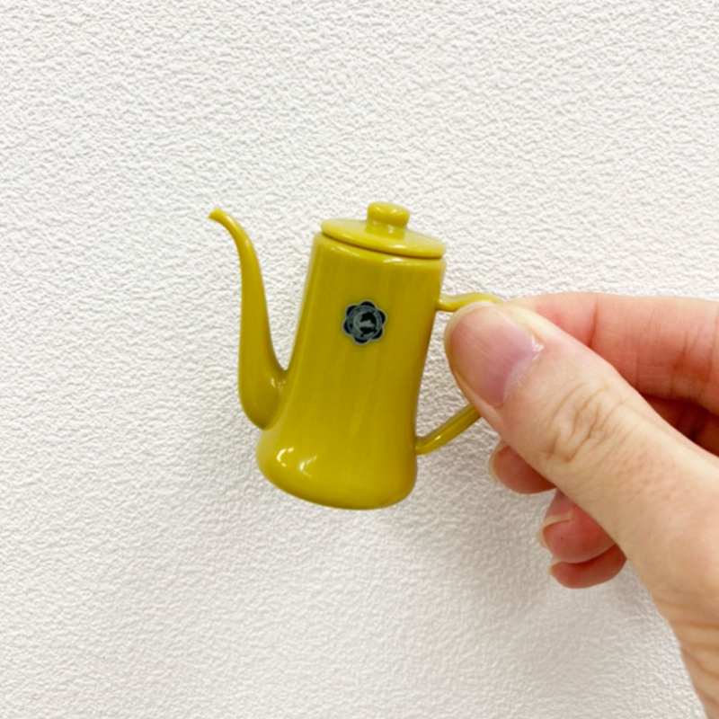 【Tsukiusagi Mark】Slim Pot Miniature Box Toy 1pc [Collectible Toy]