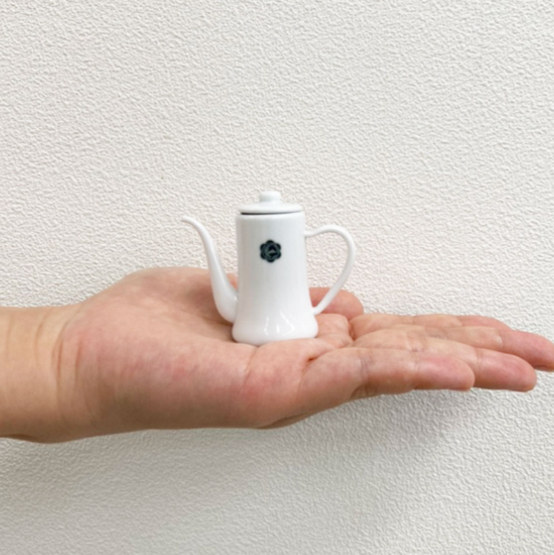 【Tsukiusagi Mark】Slim Pot Miniature Box Toy 1pc [Collectible Toy]