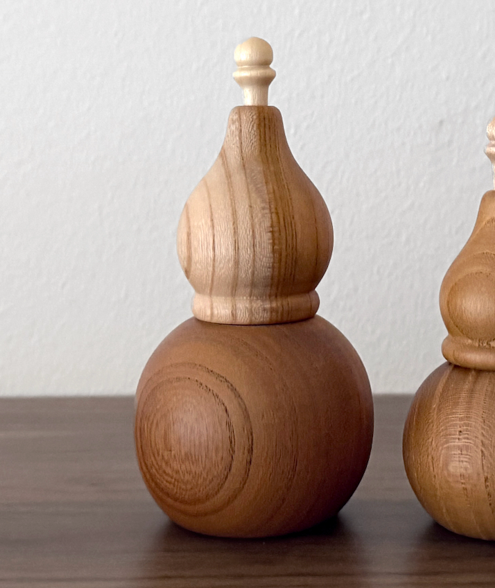 Gourd-Shaped Shichimi Container Natural | Odawara woodworking