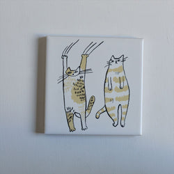 TORANEKO BON BON  Printed Tile (Scratching Cat)