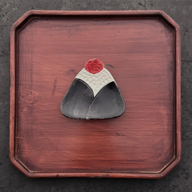 Handmade UME ONIGIRI mamezara