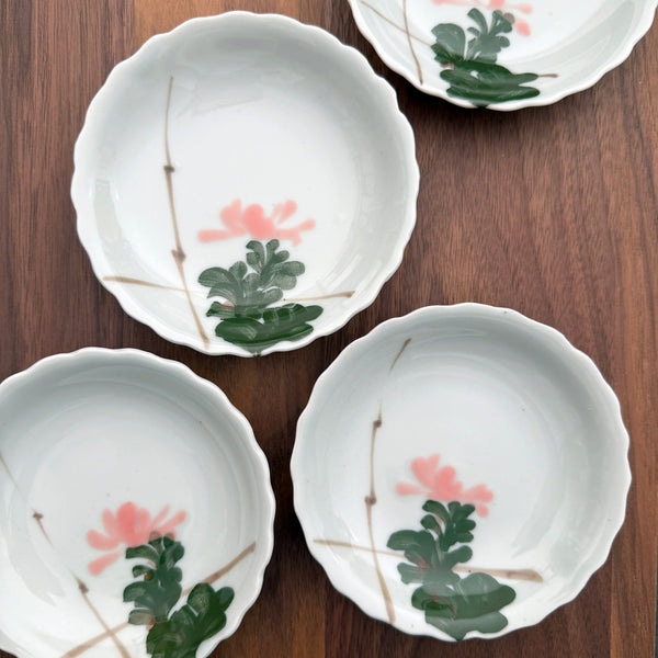 Vintage Hand-Painted Dish with Floral Motif | Japanese Vintage