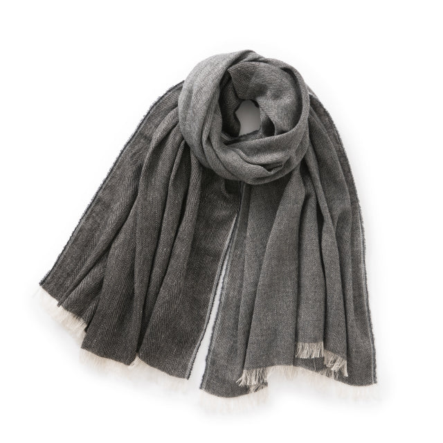Wool–Linen Herringbone Stole – Sumi | NAKAGAWA MASASHICHI SHOTEN