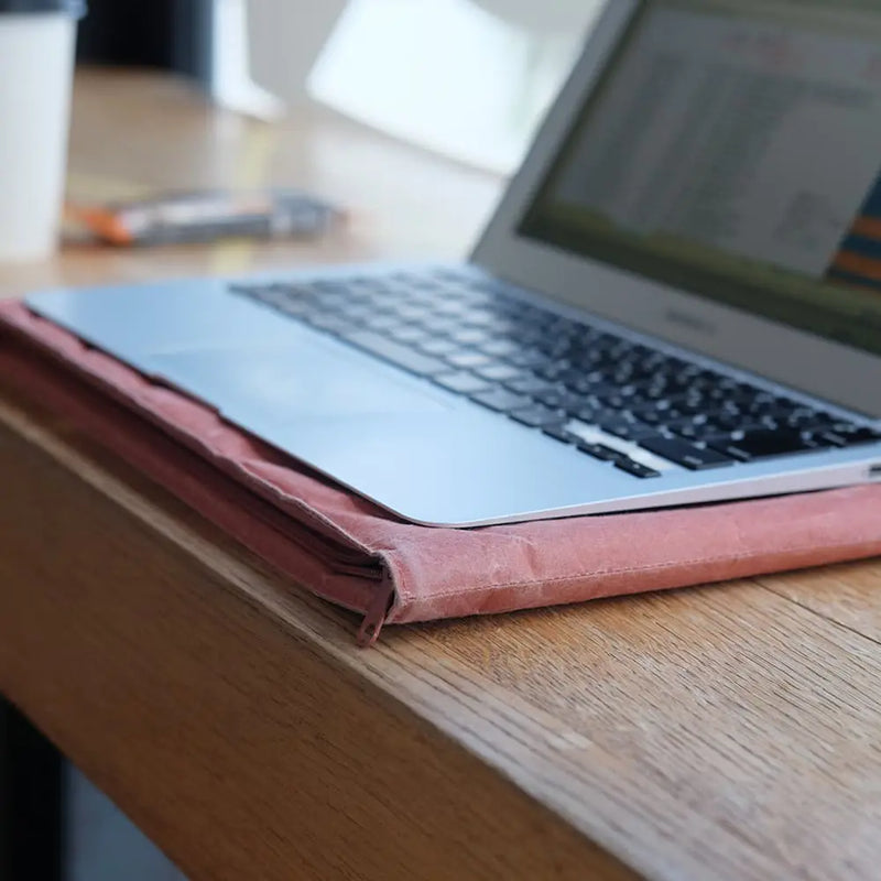 Japanese laptop case hot sale