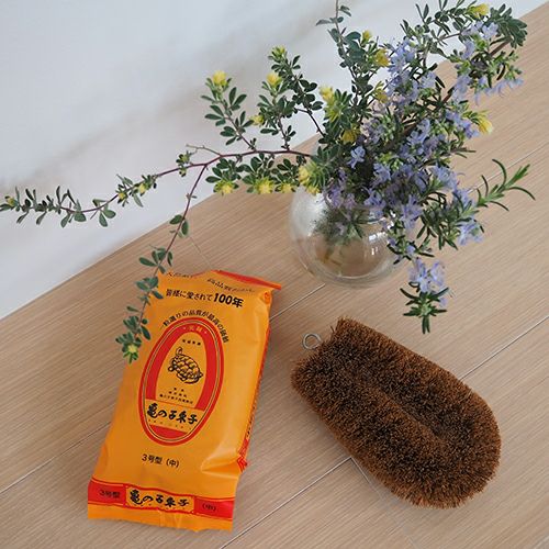 tawashi palm brush | M size