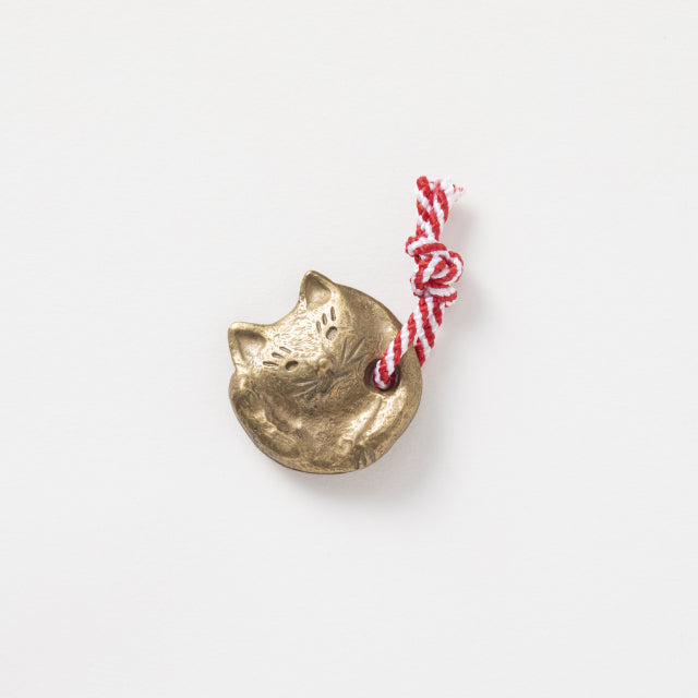 lucky cat charm