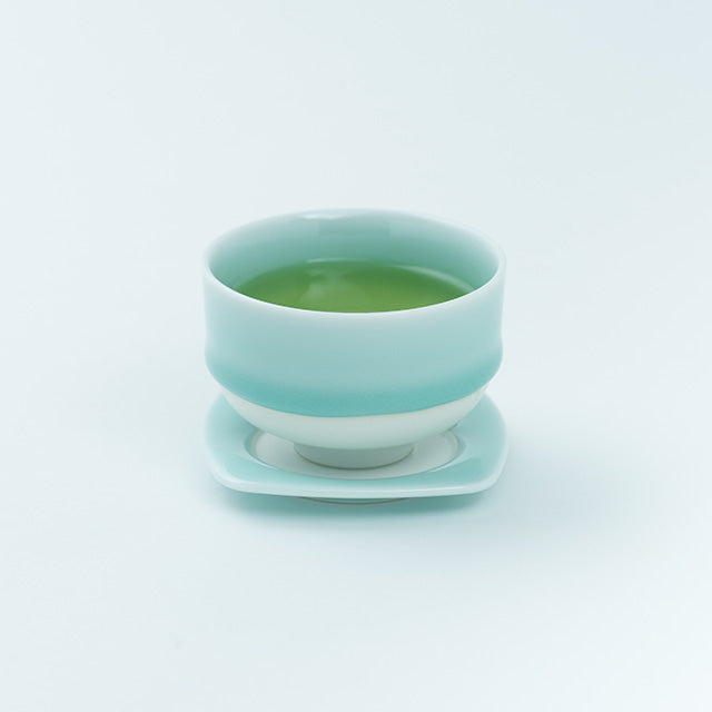 Nabeshima Yaki Teacup | White