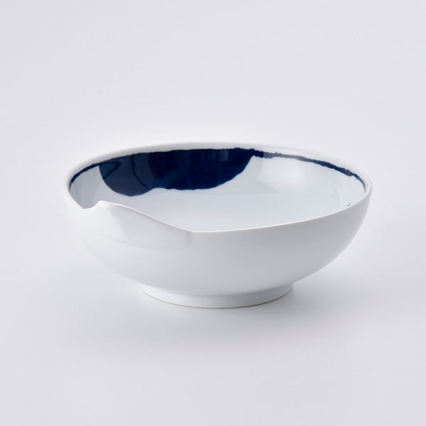 Hasami ware cat bowl 16cm