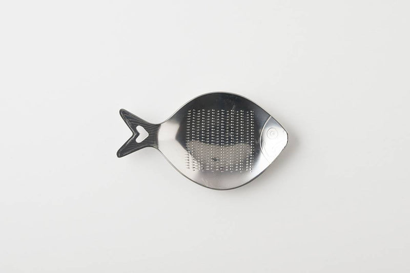 Shinkousha Bright Steel Cheese Grater イ-128 - Globalkitchen Japan