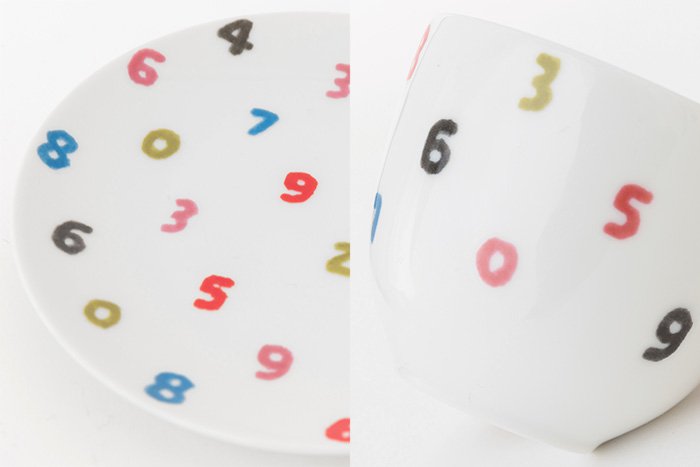 Teacups and saucer