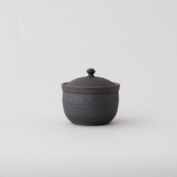 SHIGARAKI salt pot | Black
