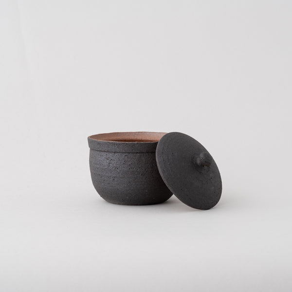 SHIGARAKI salt pot | Black
