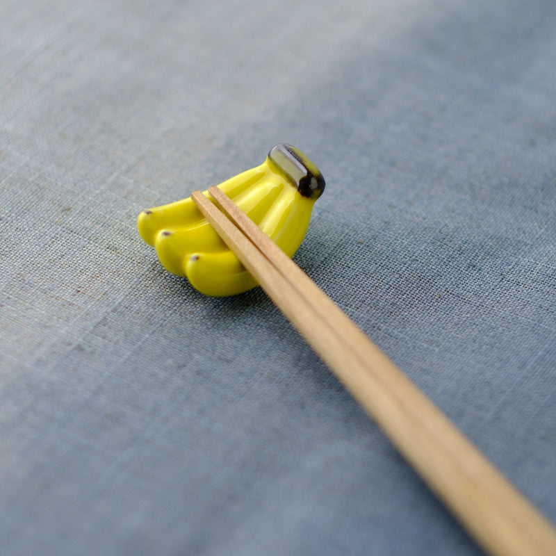 Hasami chopstick rest banana