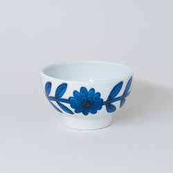 HASAMI Hand-Painted Daisy Bowl | Nishiyama