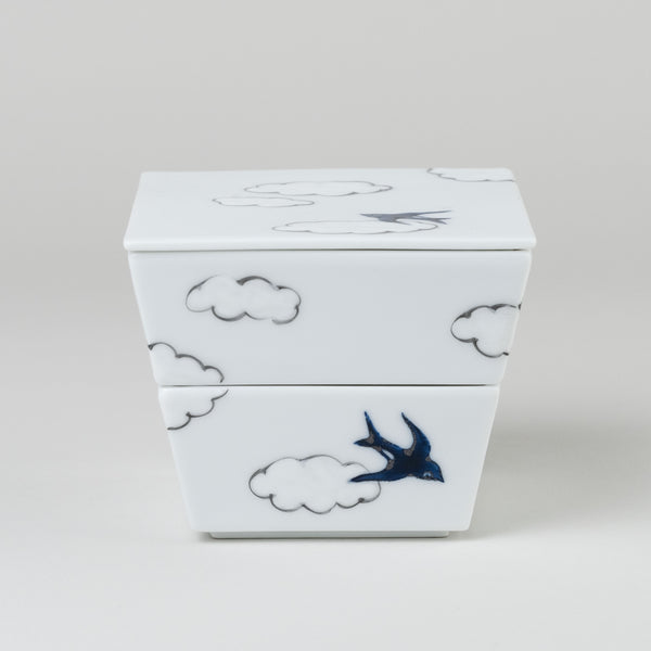 hand-painted double layered box | arita porcelain