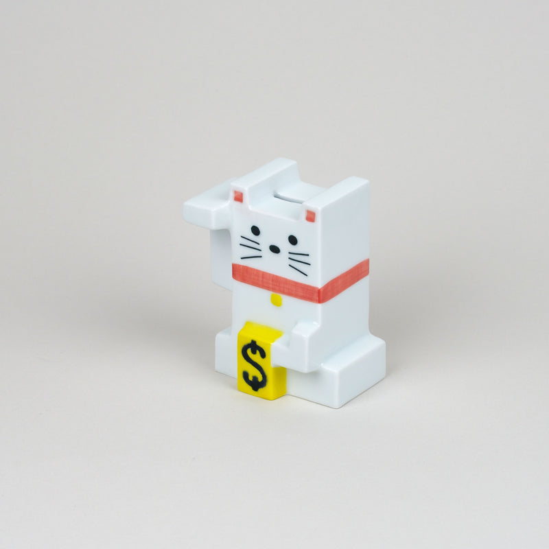 KAKUKAKU manekineko White | The Porcelains